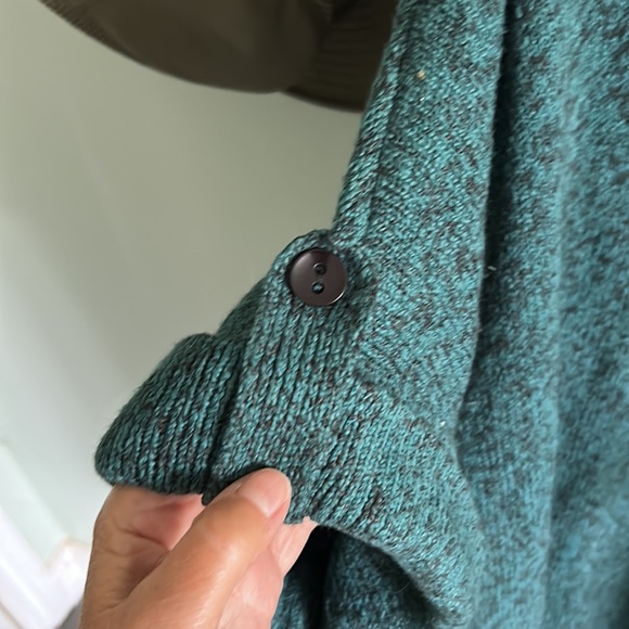 Dark Turquoise Short Sleeved Cardigan - Picture 3 of 7
